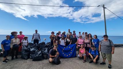 Dia Internacional de Limpeza Costeira nas Fajãs do Cabo